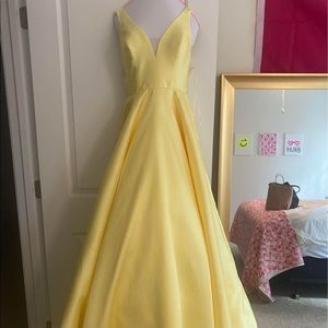 Sherri Hill ballgown